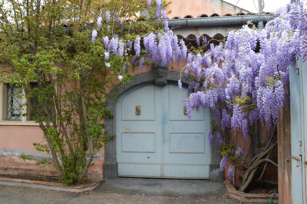 Relais De Charme - B&B Short Lets La Casa Di Francesca Sant'Agata Li Battiati ภายนอก รูปภาพ