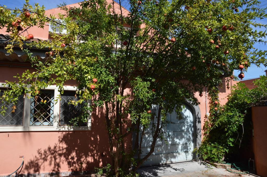 Relais De Charme - B&B Short Lets La Casa Di Francesca Sant'Agata Li Battiati ภายนอก รูปภาพ